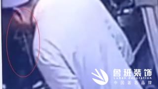 震驚！西安一廚師向菜鍋吐口水，以后還是在家做飯吧